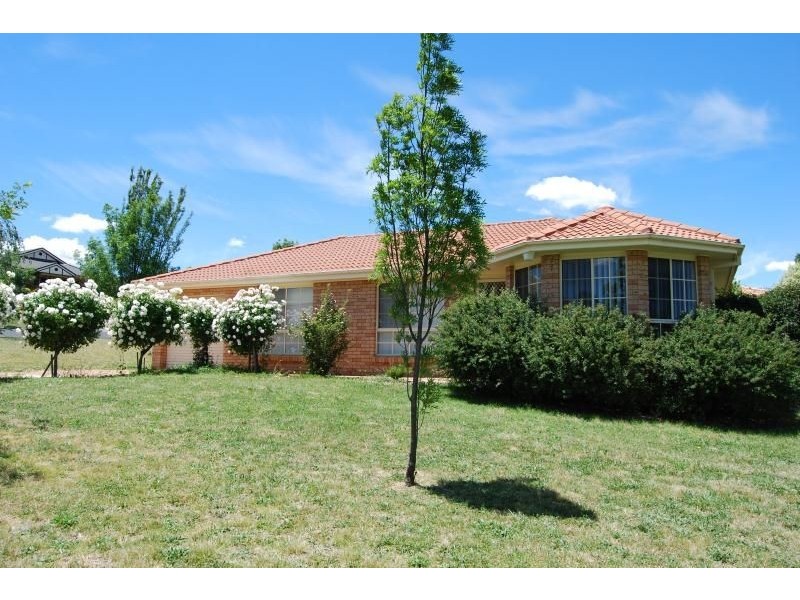 6 Mark Place, Orange NSW 2800