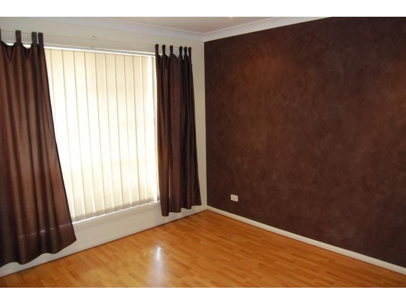6 Mark Place, Orange NSW 2800