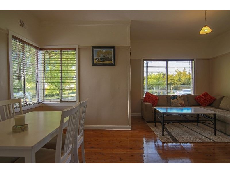 35 Tobruk Crescent, Orange NSW 2800