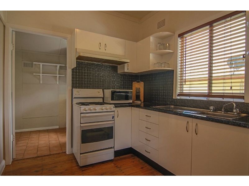 35 Tobruk Crescent, Orange NSW 2800