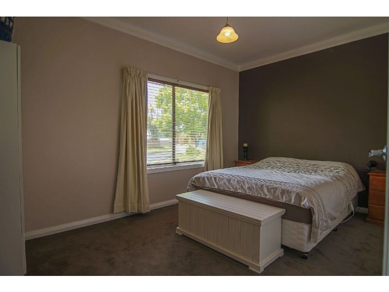 35 Tobruk Crescent, Orange NSW 2800