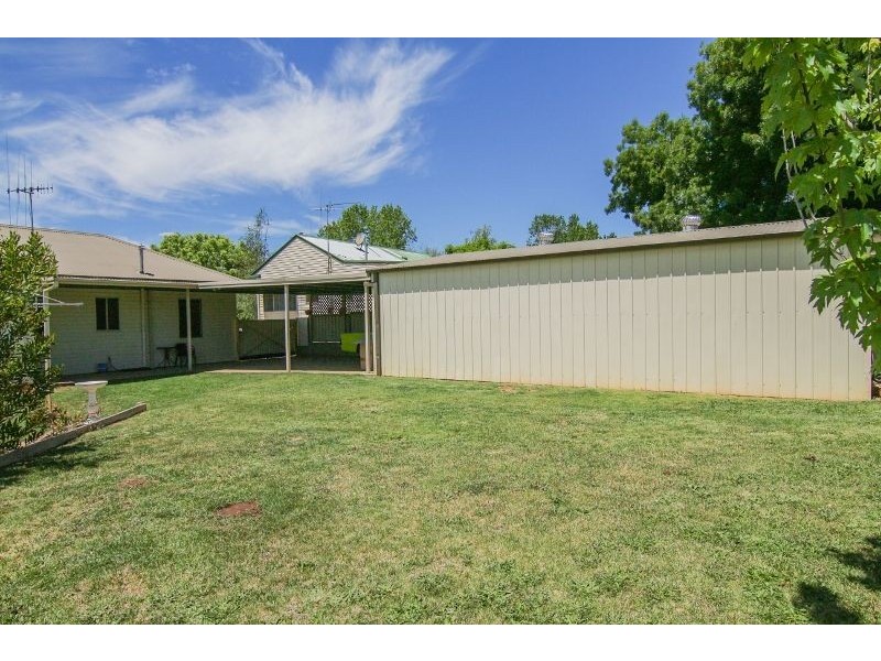 35 Tobruk Crescent, Orange NSW 2800