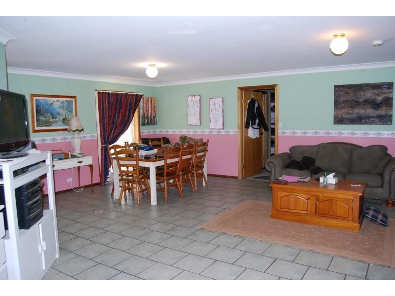 118 Clergate Road, Orange NSW 2800
