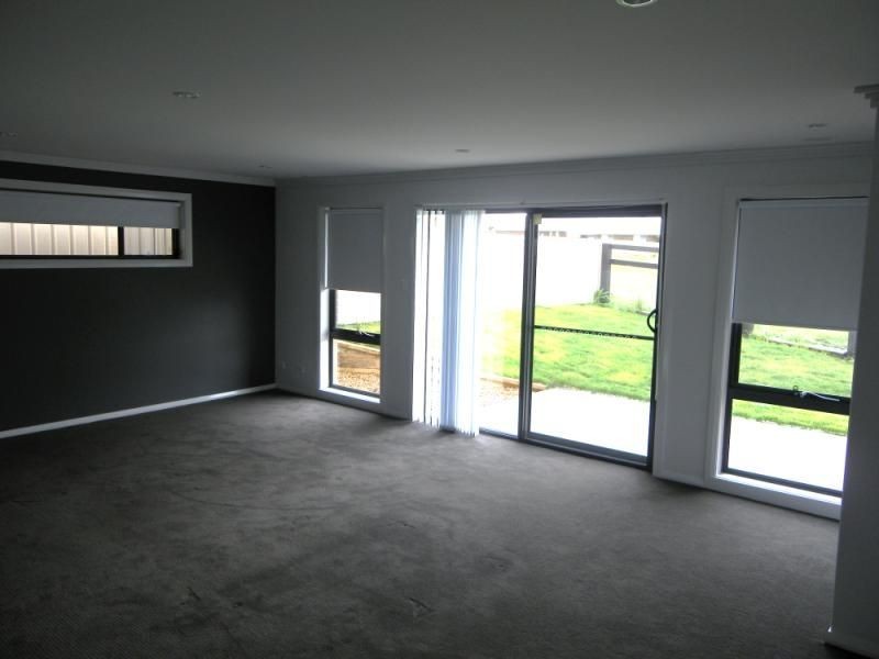 2 Bella Vista Close, Orange NSW 2800