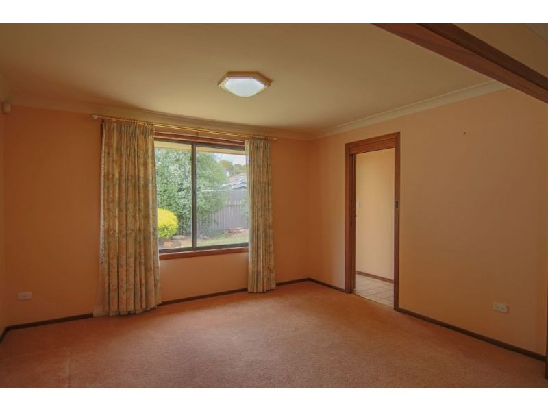 7 Namatjira Crescent, Orange NSW 2800