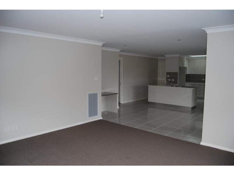 5 Bunya Place, Orange NSW 2800