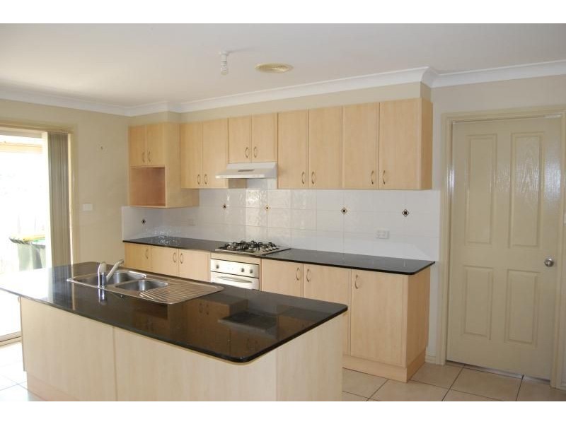 47 Fahy Crescent, Orange NSW 2800