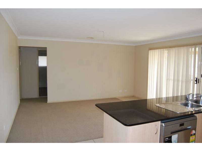 47 Fahy Crescent, Orange NSW 2800