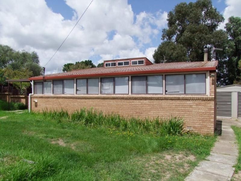 61 Landseer Street, Bathurst NSW 2795