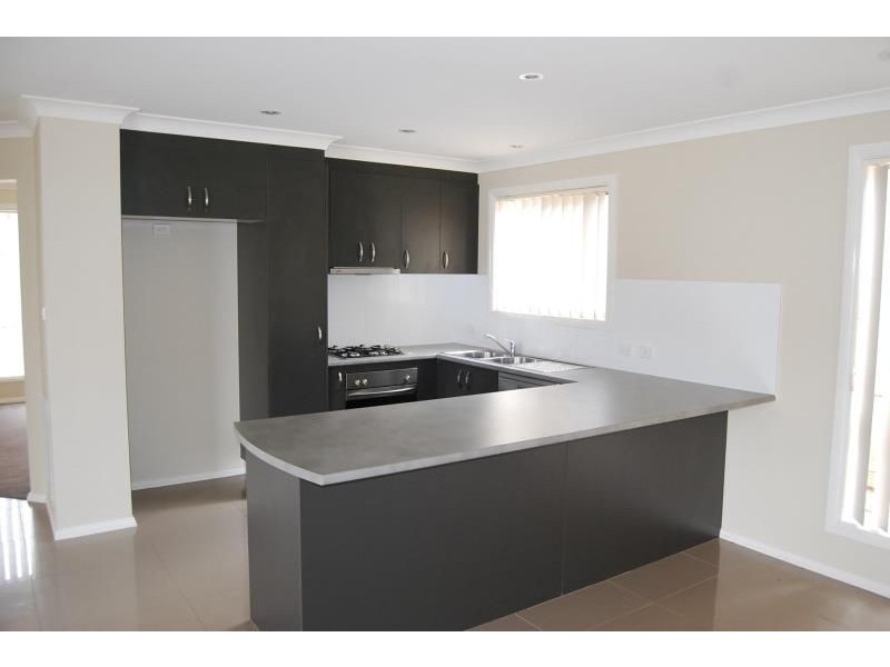 18a Begonia Place, Orange NSW 2800