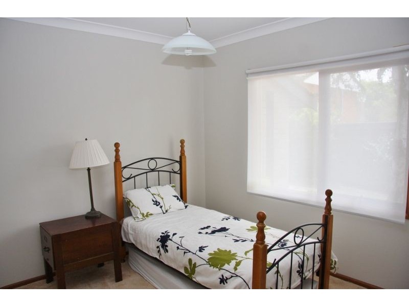 71 Violet Street, Bathurst NSW 2795