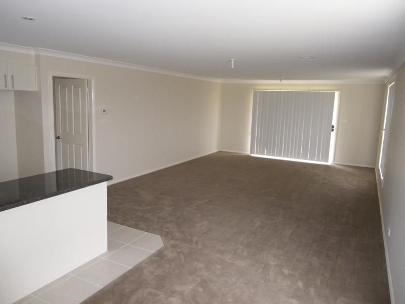 3 Bella Vista Close, Orange NSW 2800