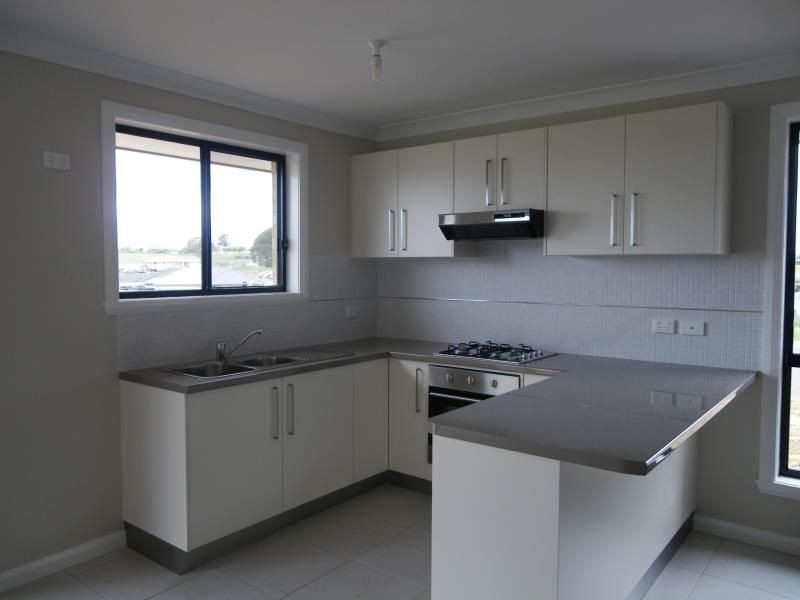 130 Diamond Drive, Orange NSW 2800