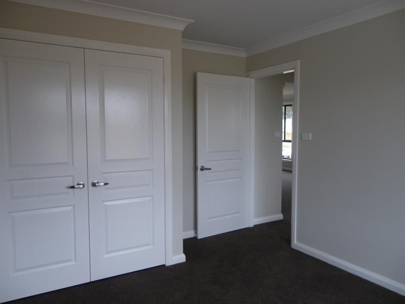 130 Diamond Drive, Orange NSW 2800