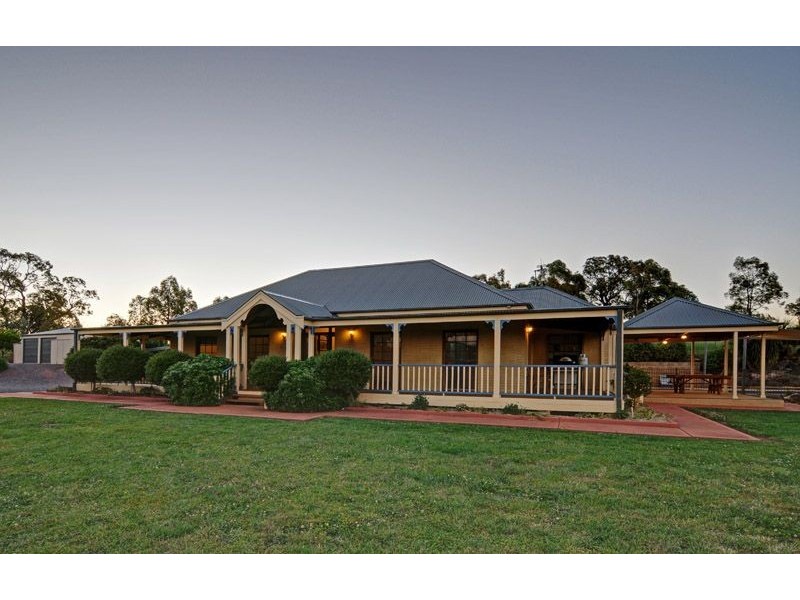 5 Acacia Place, Orange NSW 2800