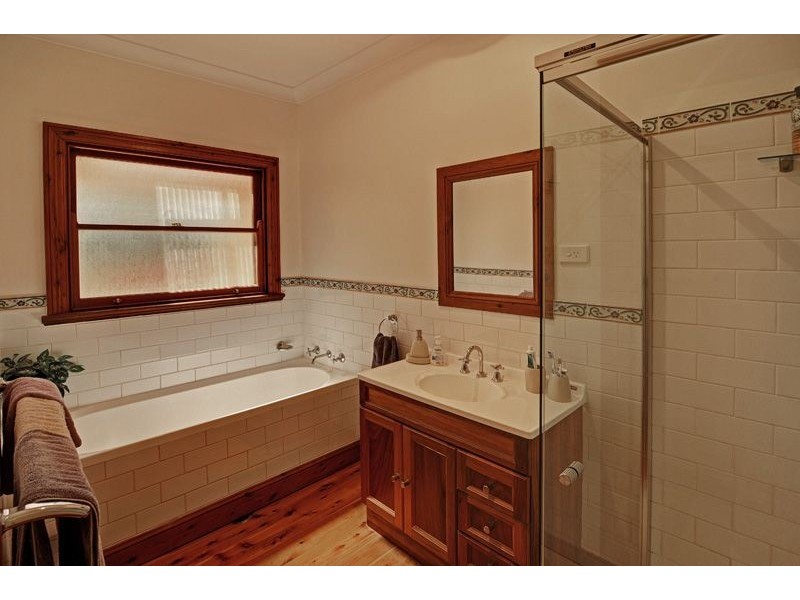 5 Acacia Place, Orange NSW 2800