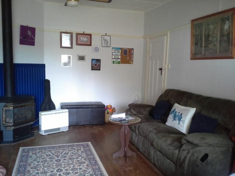 42 Osman Street, Blayney NSW 2799