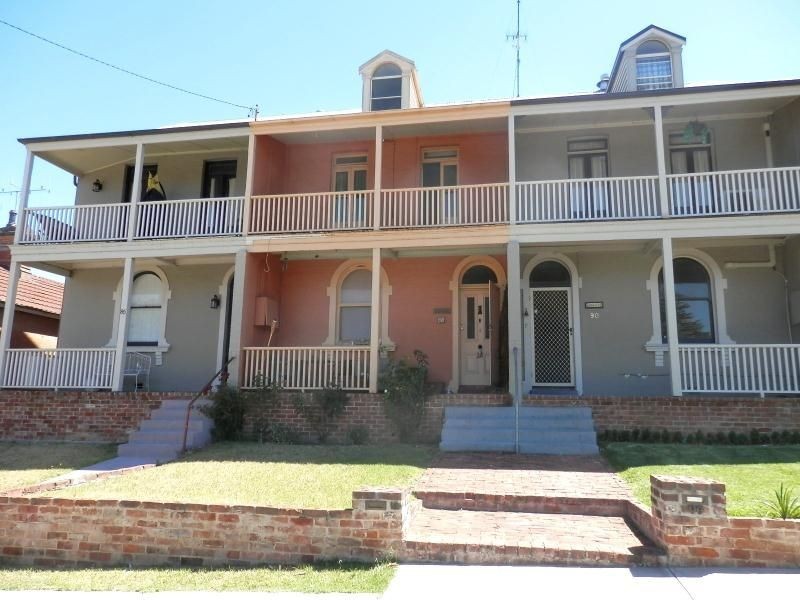 2/88 Russell Street, Bathurst NSW 2795