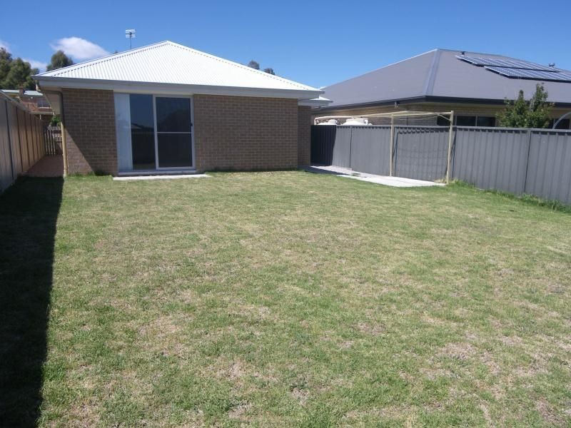 8A Eurawillah Street, Orange NSW 2800