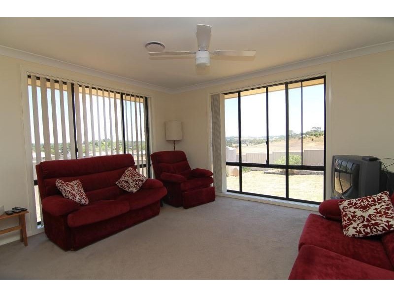 123 Icely Road, Orange NSW 2800