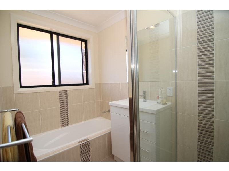 123 Icely Road, Orange NSW 2800