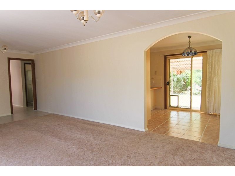 9 Anthony Crescent, Orange NSW 2800