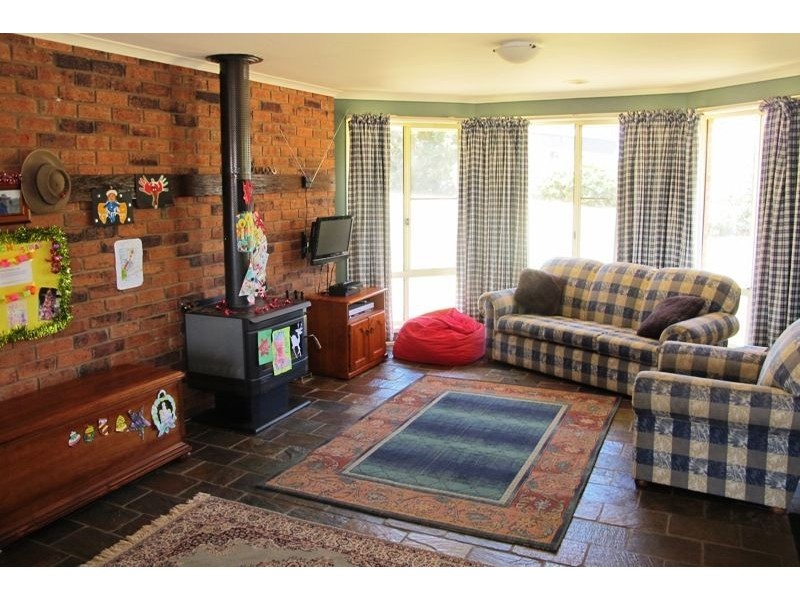 569 Forest Reefs Road, Millthorpe NSW 2798