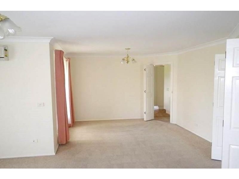 18 Hicks Close, Bathurst NSW 2795