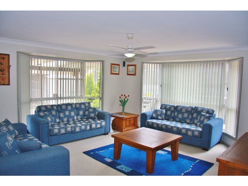 6 Graham Drive, Bathurst NSW 2795
