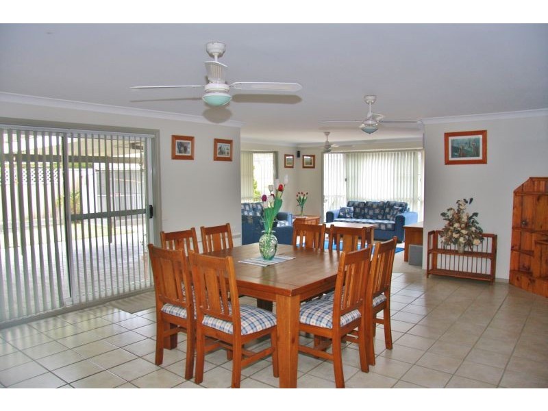 6 Graham Drive, Bathurst NSW 2795