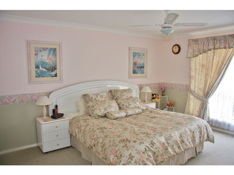 6 Graham Drive, Bathurst NSW 2795