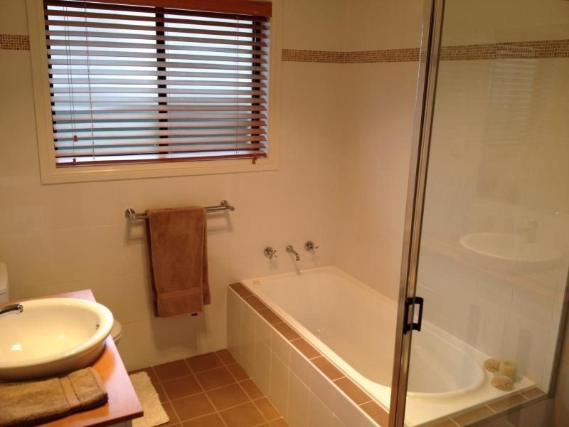 20 National Avenue, Orange NSW 2800
