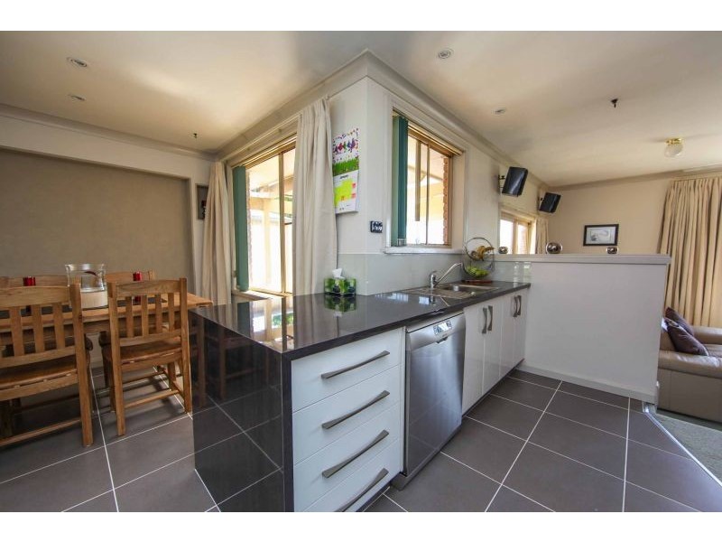 12 Rawle Avenue, Orange NSW 2800