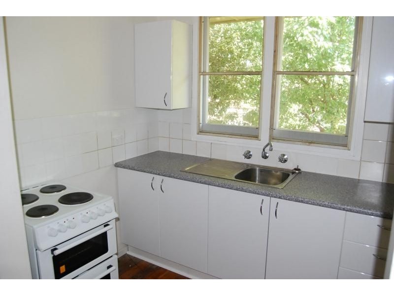 178 Spring Street, Orange NSW 2800