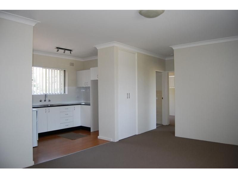 8/14-16 Burrendong Way, Orange NSW 2800