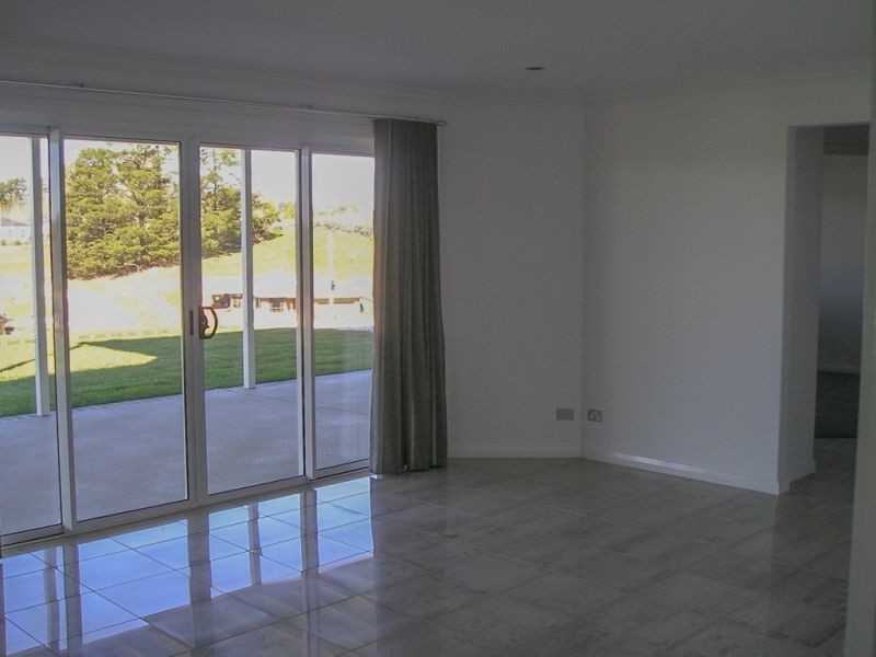 2 Collins Way, Orange NSW 2800