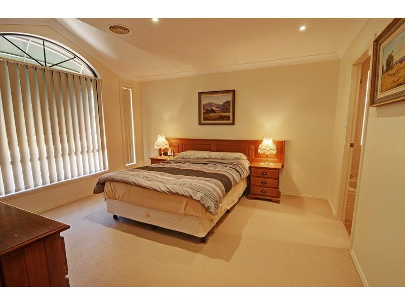10a Mahogany Close, Orange NSW 2800