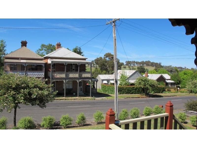 13 Victoria Street, Millthorpe NSW 2798