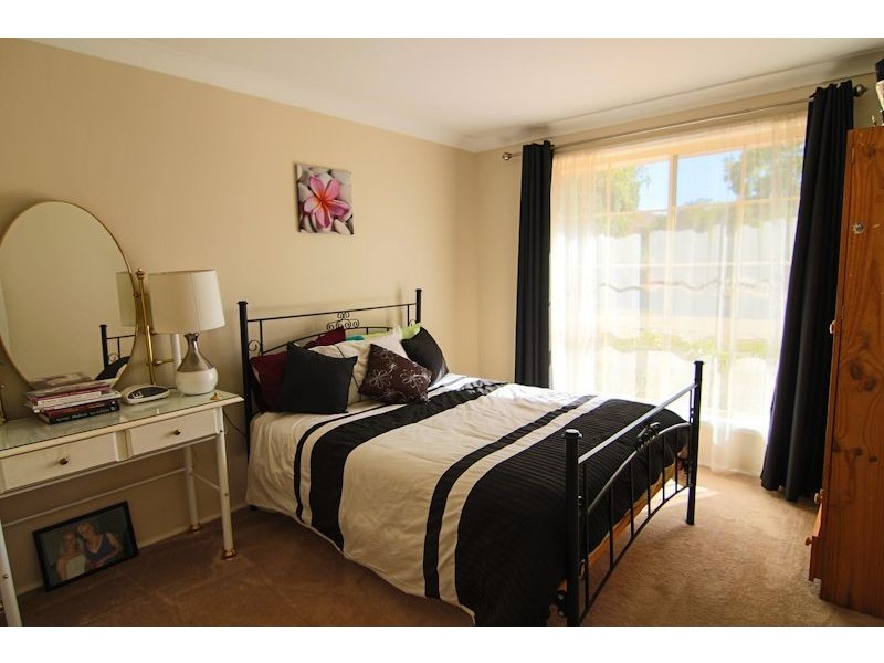 10 Rosewood Ave, Orange NSW 2800