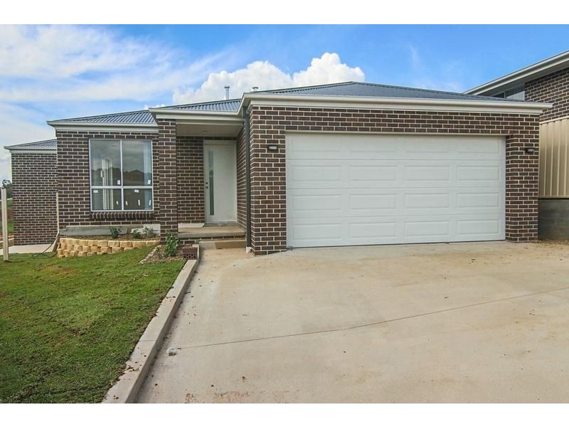 79a William Maker Drive, Orange NSW 2800