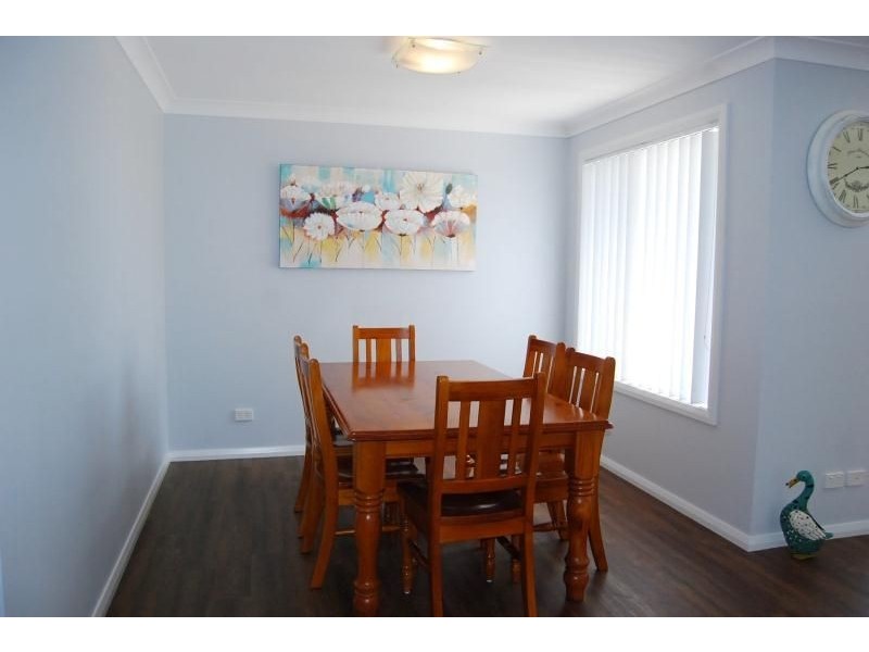 3 Maroney Close, Orange NSW 2800