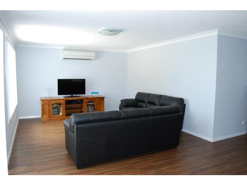 3 Maroney Close, Orange NSW 2800