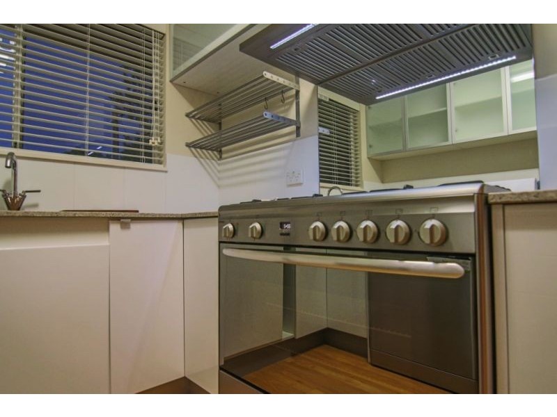 8 Larry Dwyer Way, Orange NSW 2800