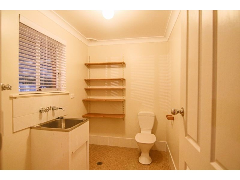 8 Larry Dwyer Way, Orange NSW 2800