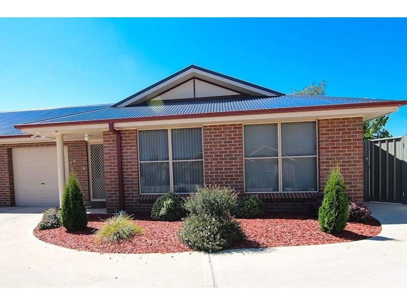 Unit 17, Covent Gardens, Covent Close, Orange NSW 2800