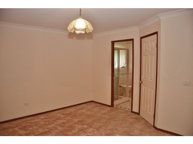 26 Jagoe Drive, Bathurst NSW 2795