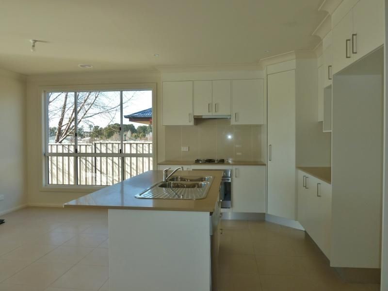 14 Kaleno Way, Orange NSW 2800