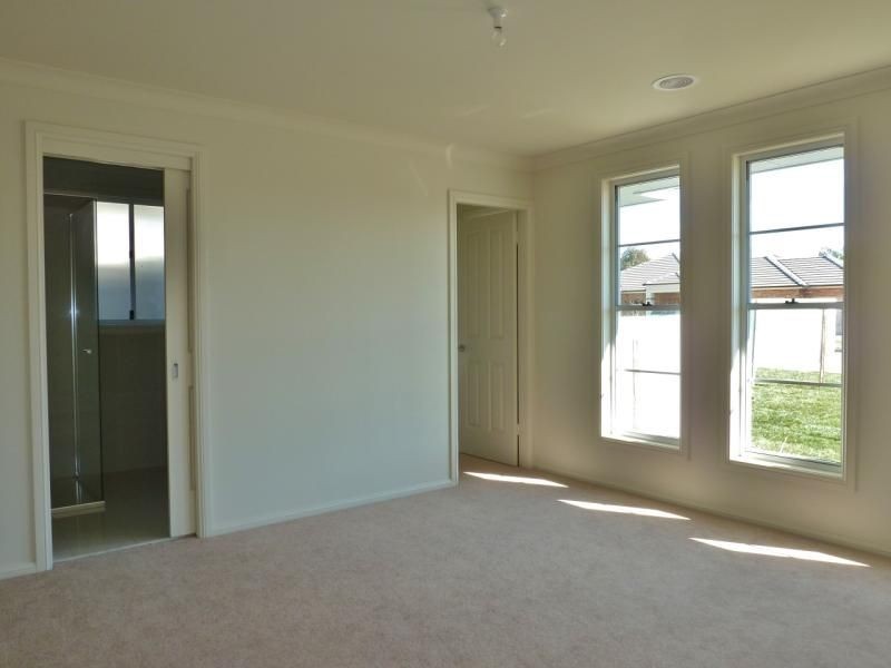 14 Kaleno Way, Orange NSW 2800