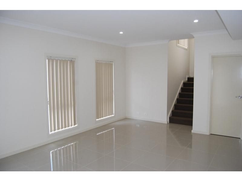 10/19 Moonstone Drive, Orange NSW 2800