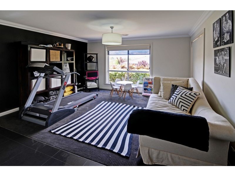 1 Stirling Ave, Orange NSW 2800